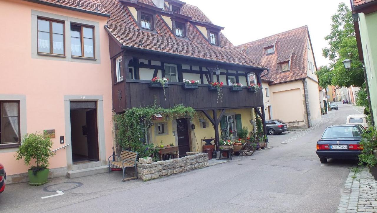 Gaestehaus Gerlinger Otel Rothenburg ob der Tauber Dış mekan fotoğraf